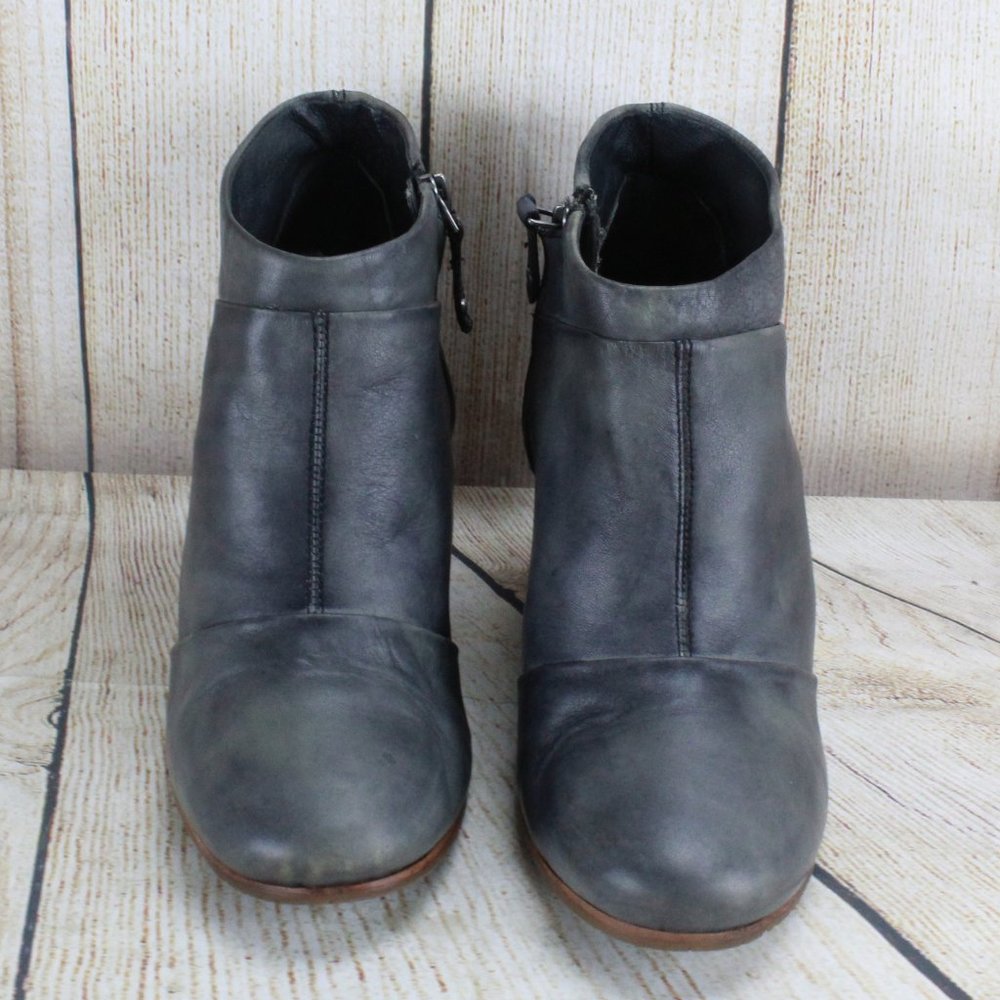 UGG High Heel Ankle Side Zip Booties Size 7.5 - Picture 8 of 16